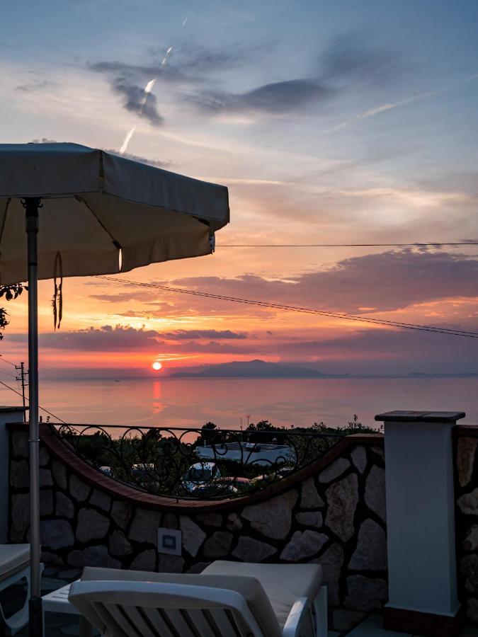 Casa Astra Bed & Breakfast Anacapri  Dış mekan fotoğraf