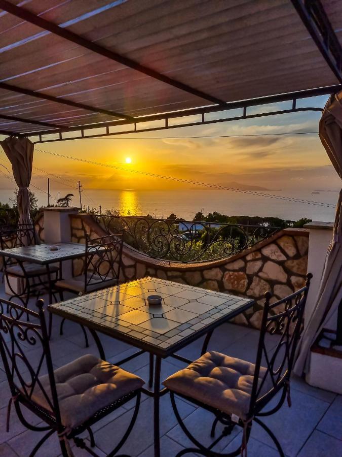 Casa Astra Bed & Breakfast Anacapri  Dış mekan fotoğraf